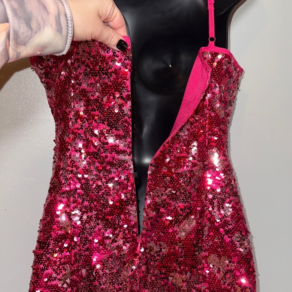 Idem Ditto Hot Pink Sequin Mini Dress Size Small Valentine Date - Picture 6 of 11